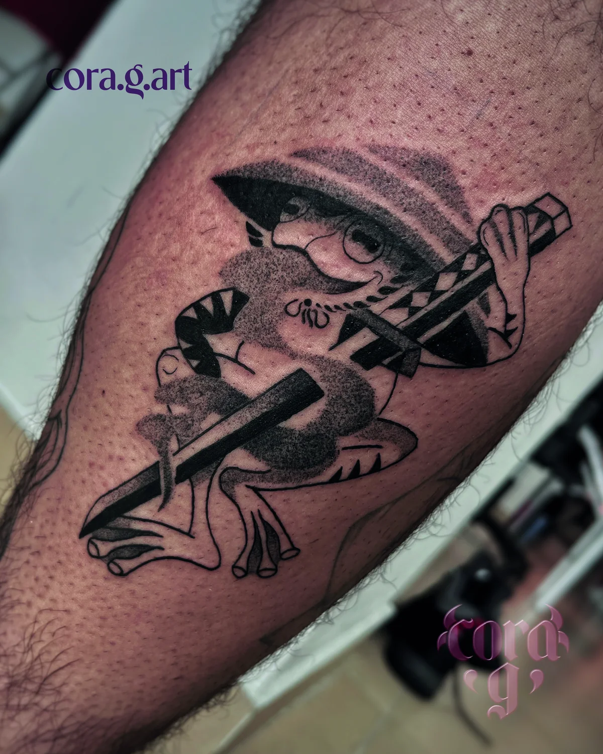 Tatuaje blackwork y whipshading como referencia para evaluar tatuajes curados en Bogotá
